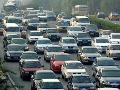 Πάνω από 700 εκατομμύρια οχήματα κυκλοφορούν στον πλανήτη